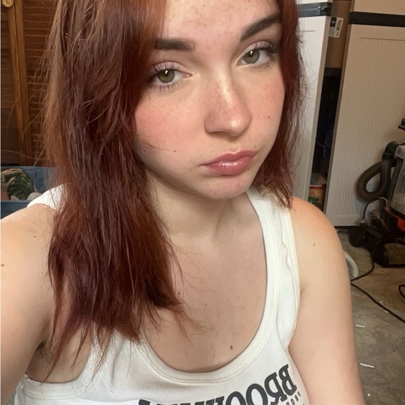 Meet your Posher, Kylah🪴 - Picture 1 of 1